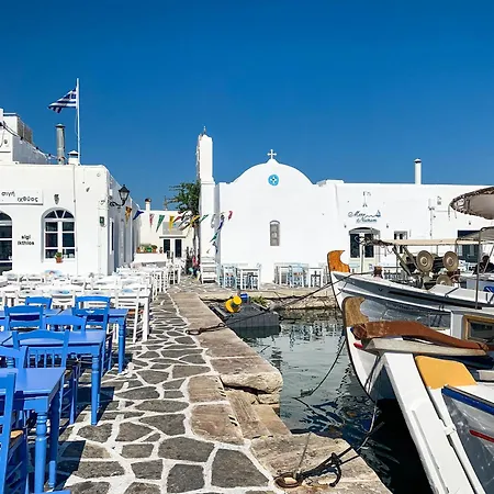 Dazzling Santorini | Sunrise | 1 Bedroom | Private Outdoor Pool & Heated Jacuzzi | Panoramic Vistas Of Aegan Sea | Imerovigli Vourvoúlos