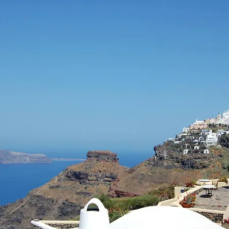 Dazzling Santorini | Sunrise | 1 Bedroom | Private Outdoor Pool & Heated Jacuzzi | Panoramic Vistas Of Aegan Sea | Imerovigli Vourvoúlos